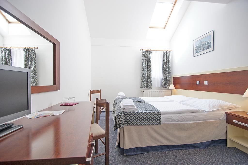 Otel Atos Prag