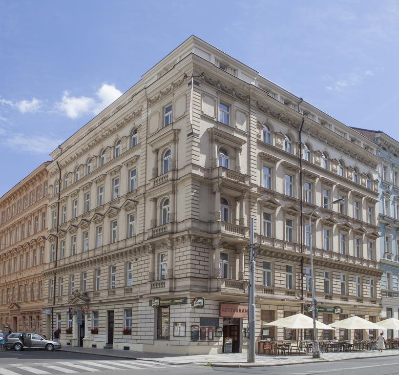 Otel Atos 3*