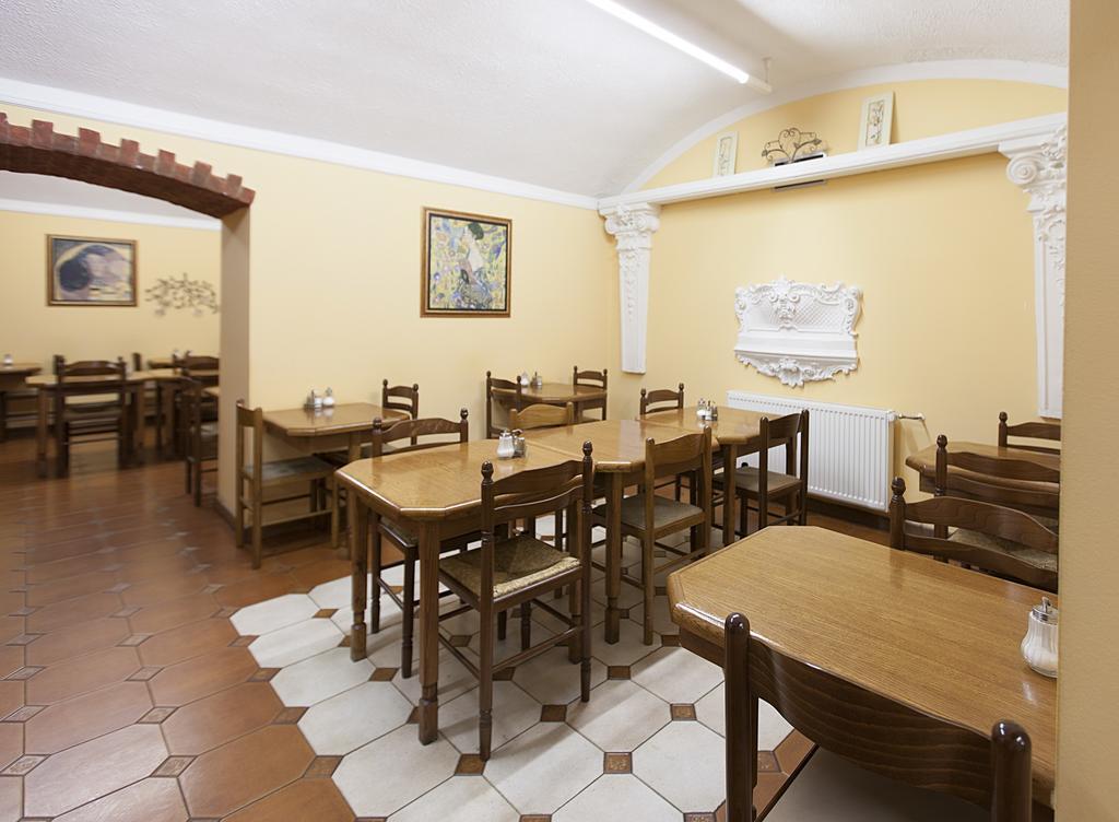 Otel Atos Prag