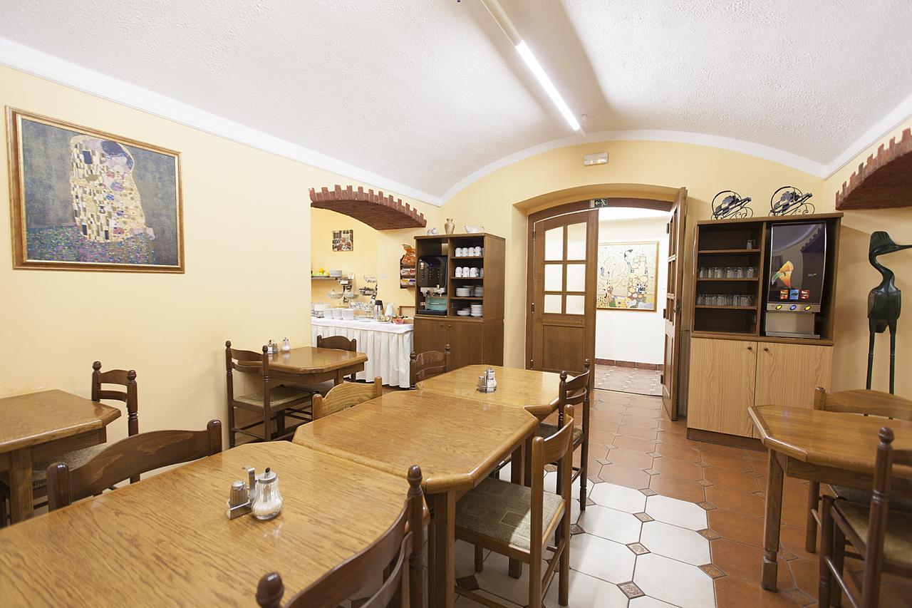 Otel Atos Prag