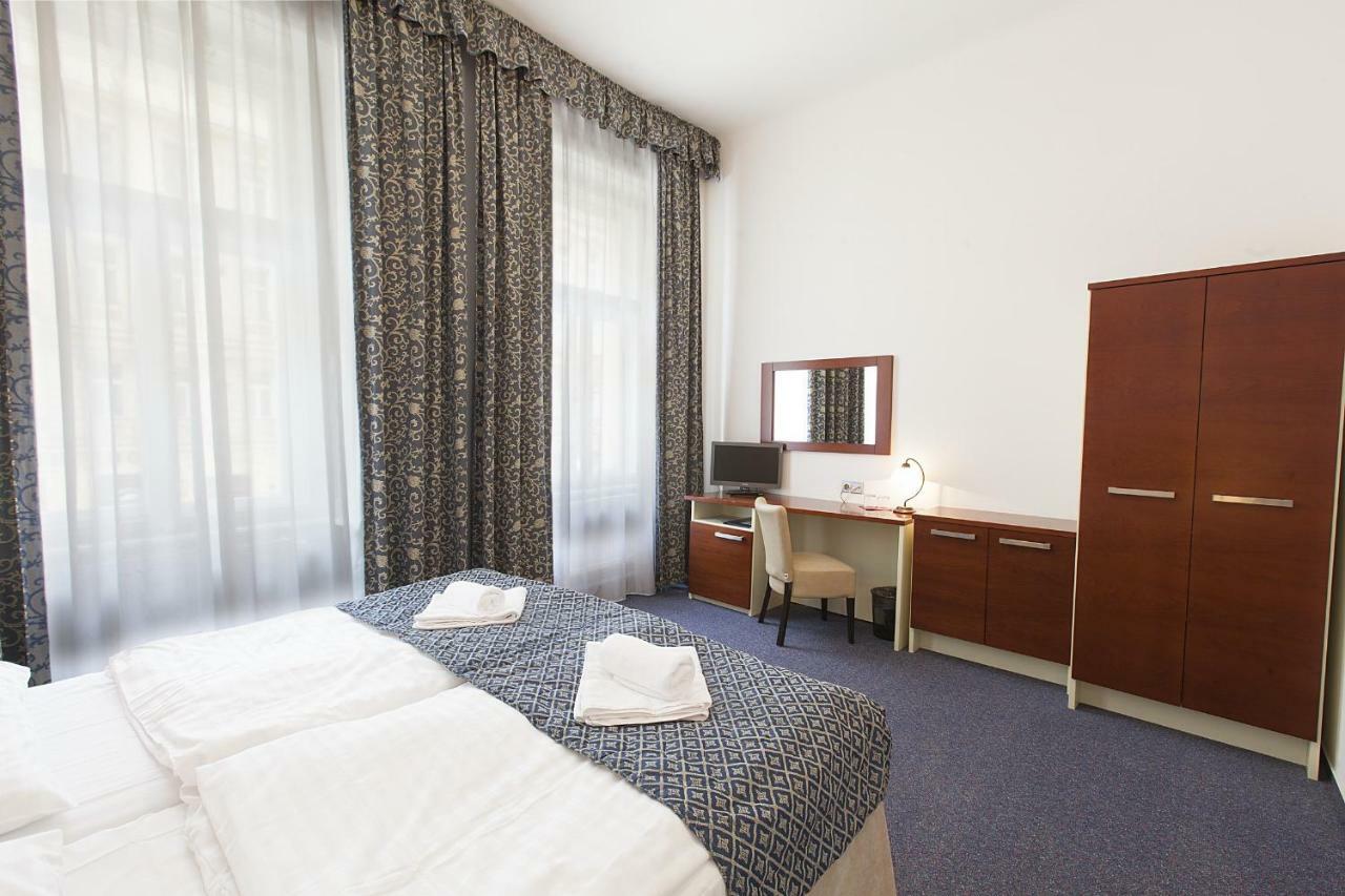 Otel Atos